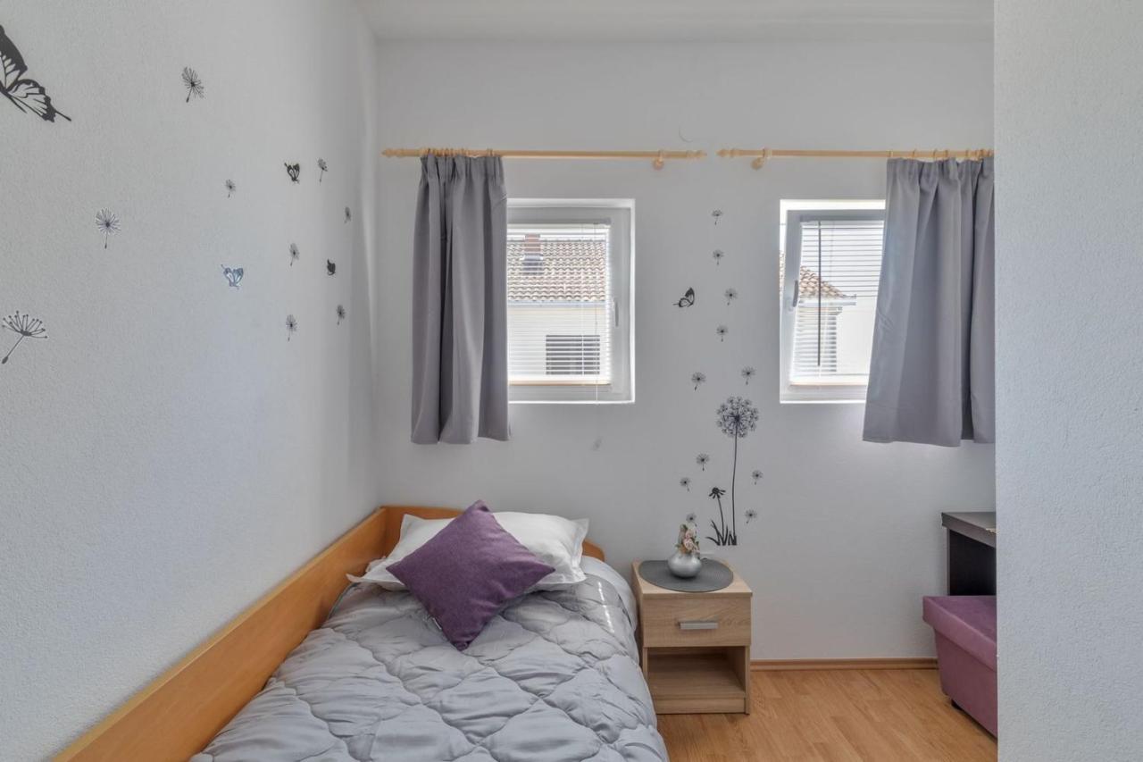Apartment Neretva Dream Komin  Eksteriør billede